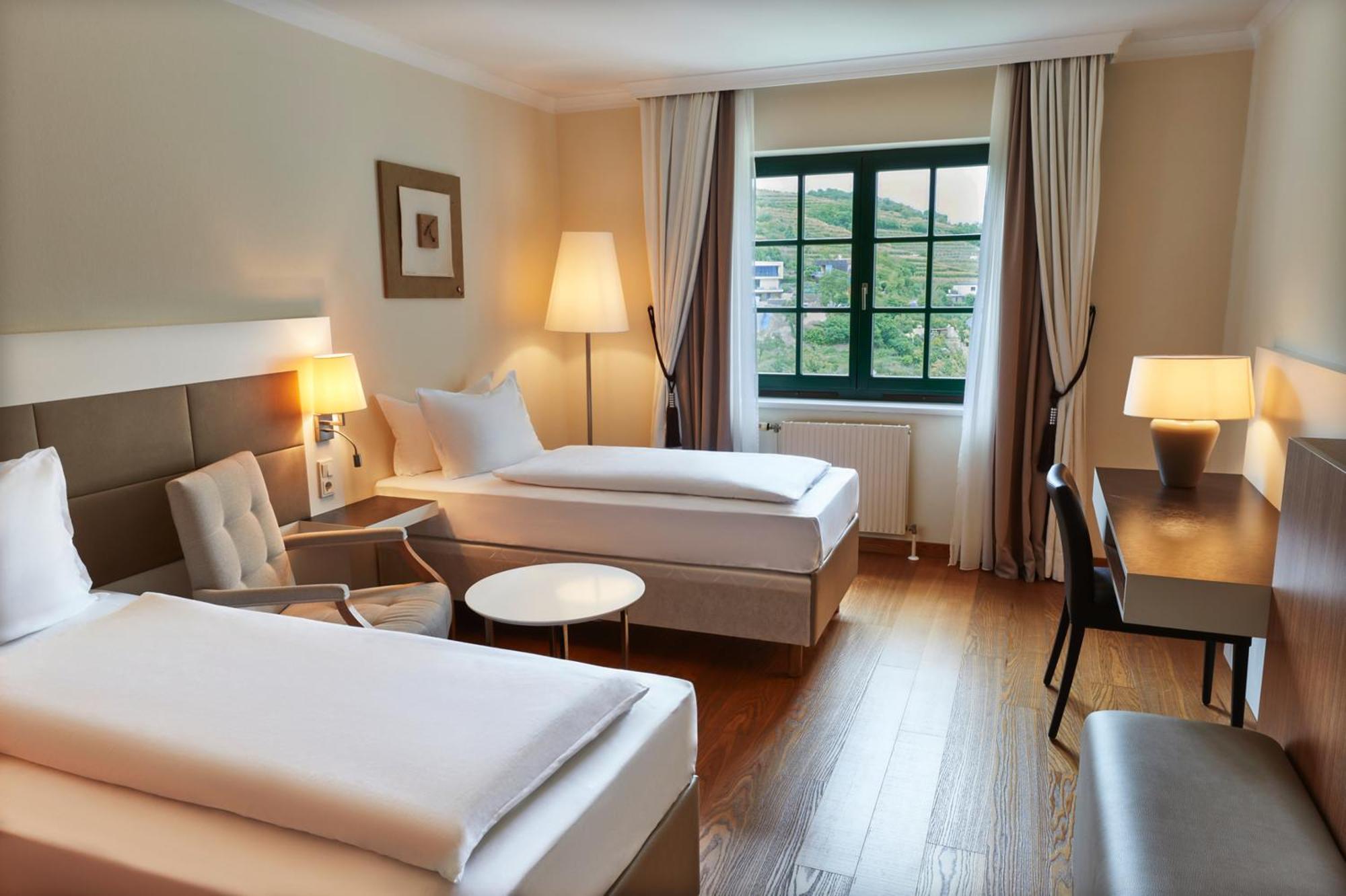Steigenberger Hotel & Spa Krems Екстериор снимка